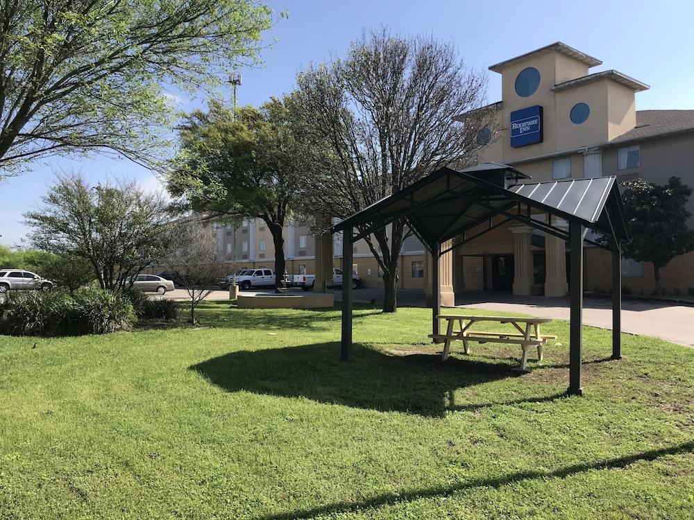 Super 8 By Wyndham Temple I-35 Exterior foto